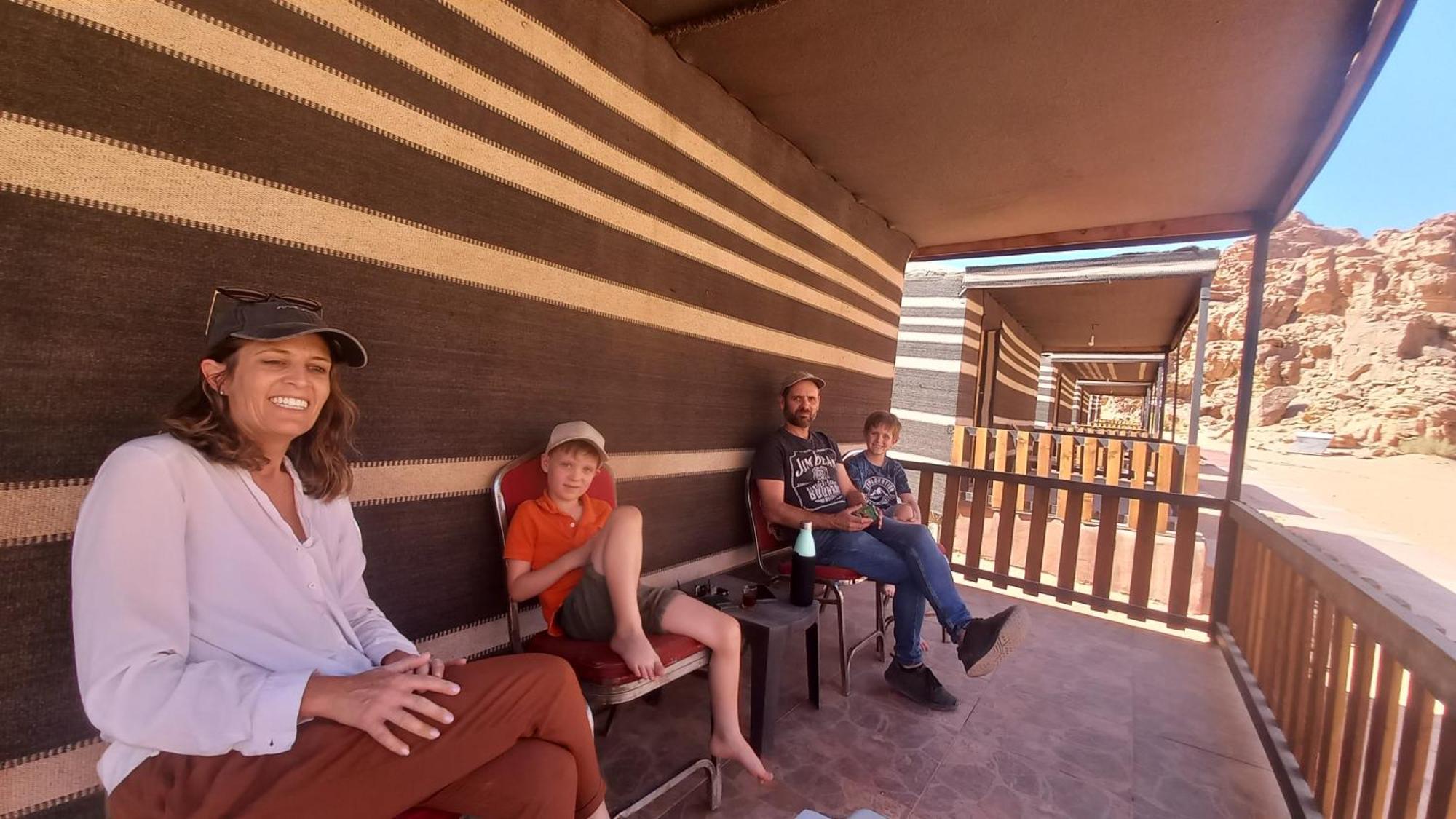 غرووب وادي رم Hotel Exterior foto